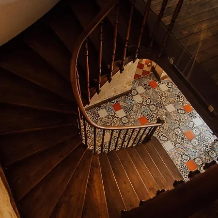 Maison d'hôtes Du Château Le Conte Au Coeur Du Vignoble De Emilion