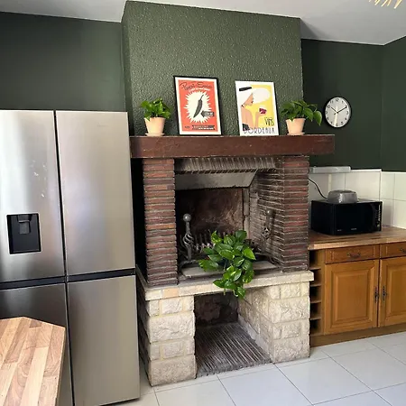 Du Château Le Conte Au Coeur Du Vignoble De Emilion 4* Saint-Émilion