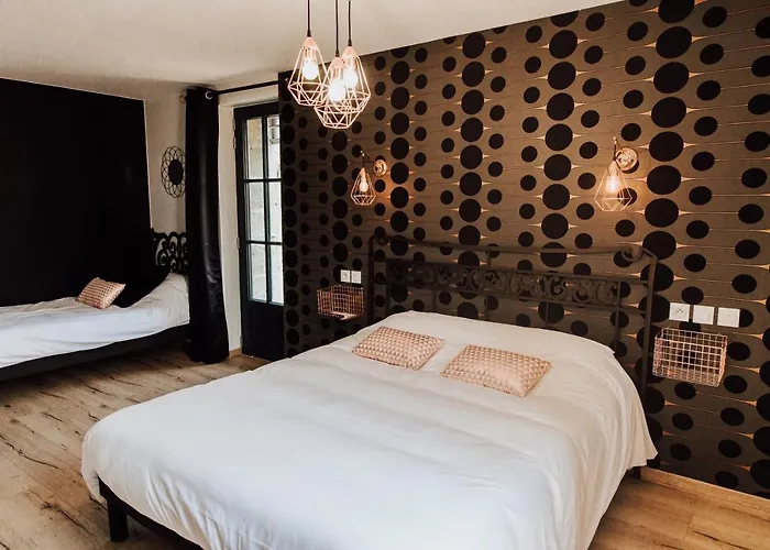 D'hote & Chateau Le Conte - Emilion 4* Saint-Émilion