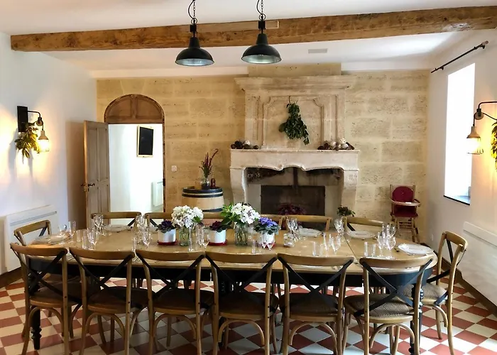 Maison d'hôtes Du Château Le Conte Au Coeur Du Vignoble De Emilion