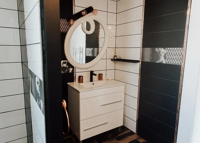 D'hote & Chateau Le Conte - Emilion 4* サン・テミリオン